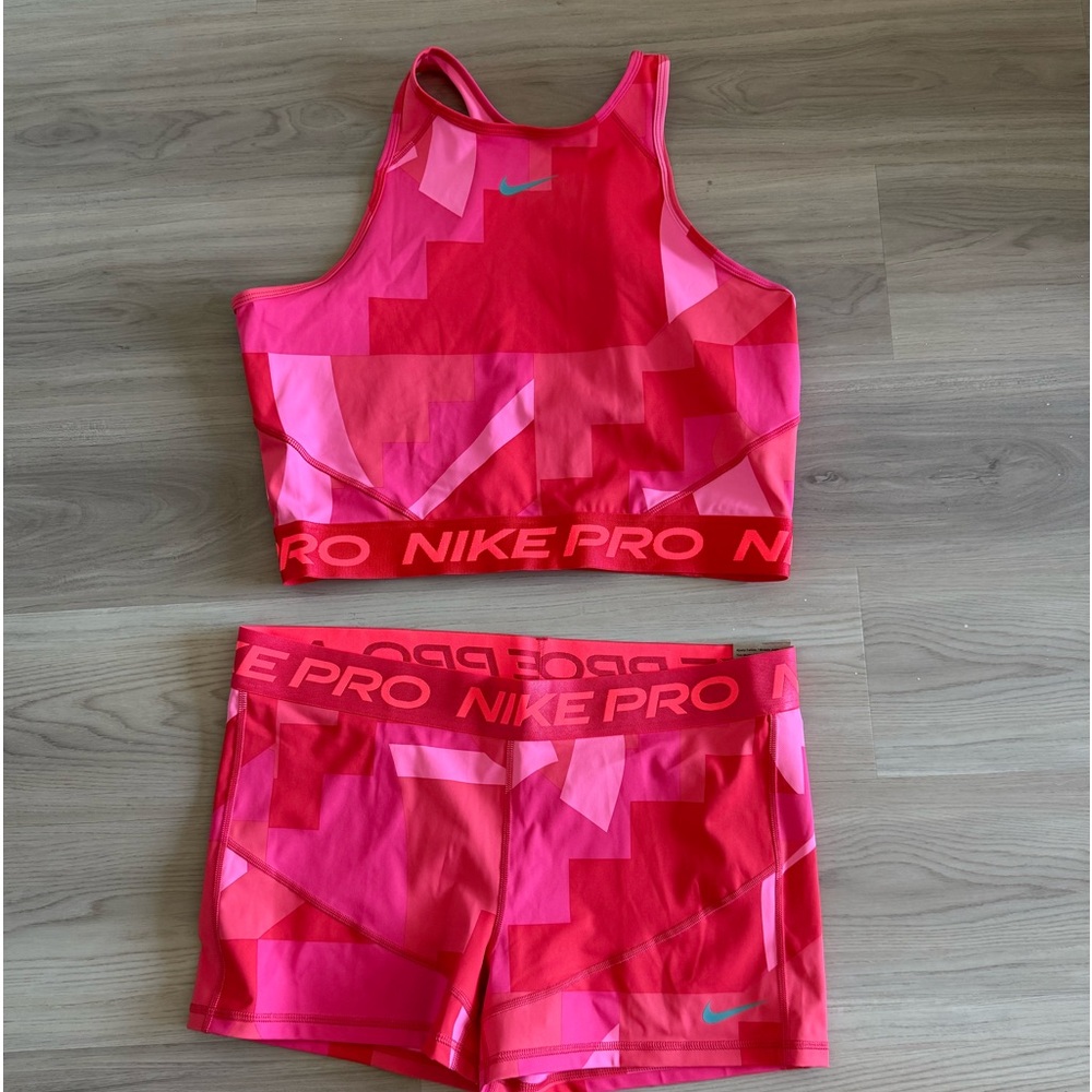 Nike Pro Short Set